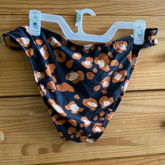 Shade & Shore XL leopard bikini bottoms - Picture 2 of 3